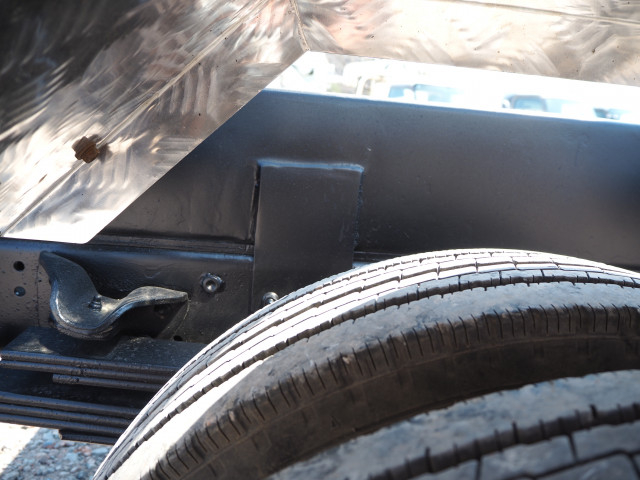 いすゞ エルフ 小型 コンテナ専用車 BDG-NKR85N(102991) 28枚目