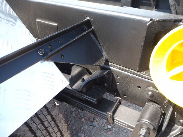 いすゞ エルフ 小型 コンテナ専用車 BDG-NKR85N(102991) 33枚目