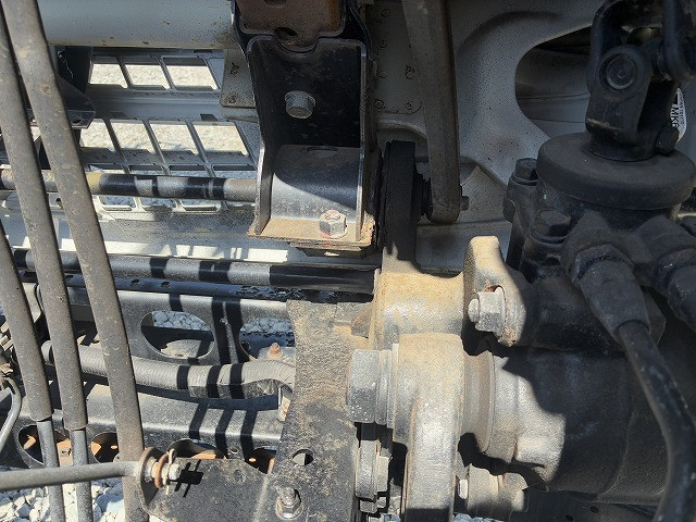 三菱ふそう ファイター 小型 平ボディ（クレーン付） PDG-FK61F(102995) 28枚目