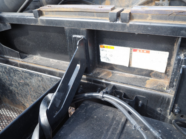 日野 レンジャー 増トン コンテナ専用車 BDG-FJ7JEWA(102996) 35枚目