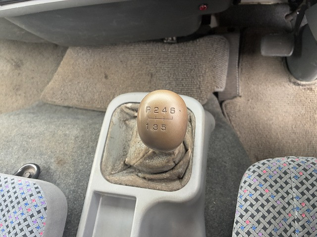 三菱ふそう ファイター 小型 平ボディ（クレーン付） PDG-FK61F(102995) 42枚目