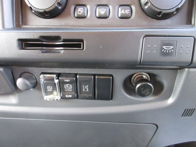 いすゞ フォワード 中型 ウィング 2RG-FRR90T2(103008) 17枚目