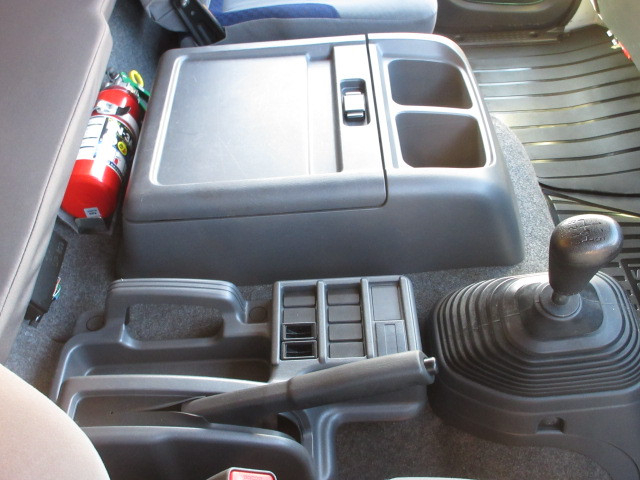 いすゞ フォワード 中型 ウィング 2RG-FRR90T2(103008) 23枚目