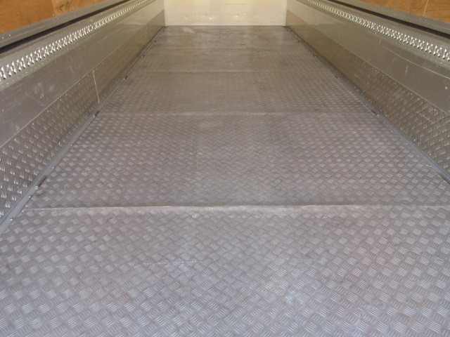 いすゞ フォワード 中型 ウィング 2RG-FRR90T2(103008) 37枚目