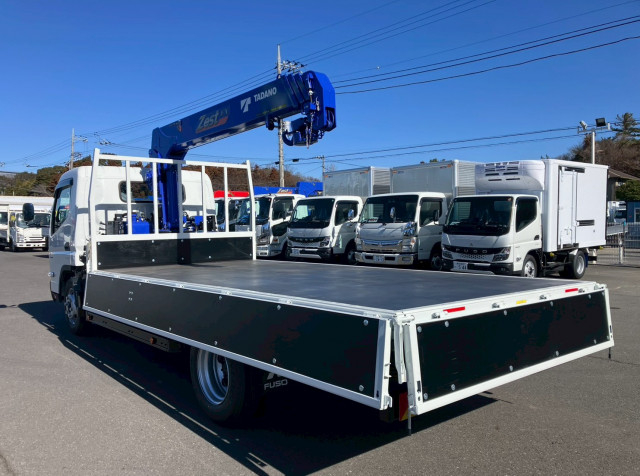 三菱ふそう キャンター 小型 平ボディ（クレーン付） 2PG-FEB90(103010) 15枚目