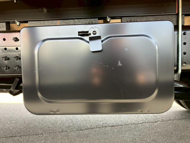 三菱ふそう キャンター 小型 平ボディ（クレーン付） 2PG-FEB80(103009) 26枚目