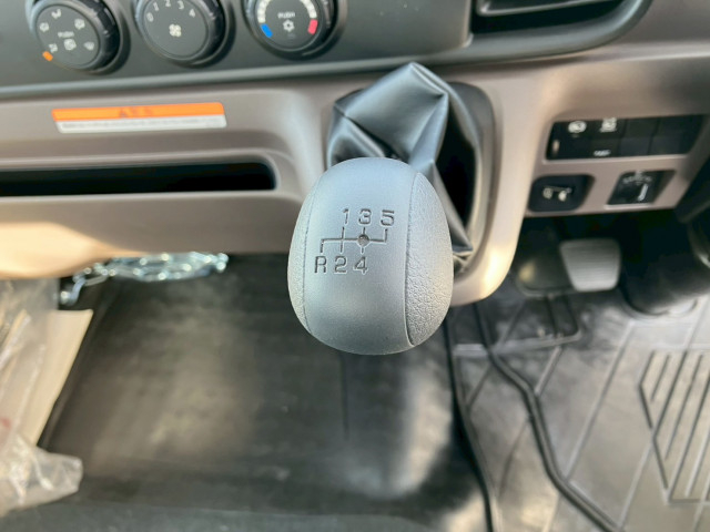 三菱ふそう キャンター 小型 平ボディ（クレーン付） 2PG-FEB80(103009) 34枚目