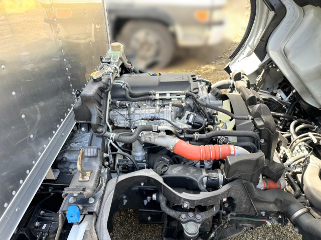 三菱ふそう キャンター 小型 バン 2RG-FEA20(103012) 18枚目