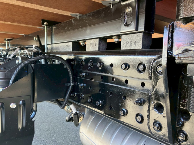 三菱ふそう キャンター 小型 平ボディ（クレーン付） 2PG-FEB90(103011) 22枚目