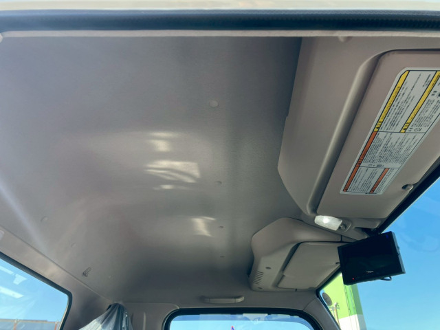 三菱ふそう キャンター 小型 平ボディ（クレーン付） 2PG-FEB90(103011) 34枚目