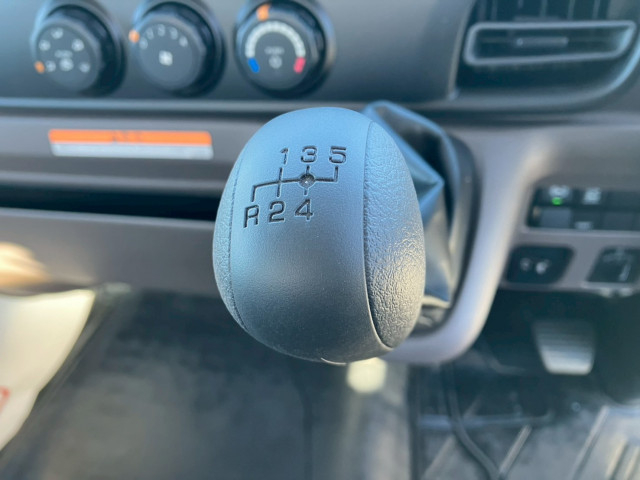 三菱ふそう キャンター 小型 平ボディ（クレーン付） 2PG-FEB90(103011) 40枚目