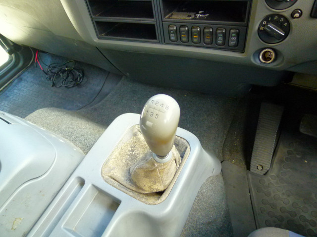 三菱ふそう ファイター 中型 ウィング TKG-FK71F(103017) 31枚目