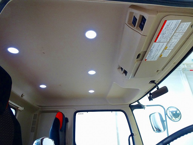 日野 レンジャー 中型 平ボディ（クレーン付） 2KG-FD2ABA(103024) 7枚目