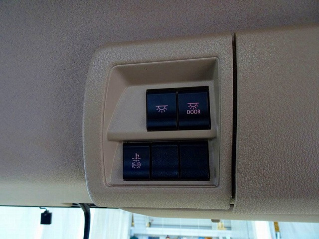 日野 レンジャー 中型 平ボディ（クレーン付） 2KG-FD2ABA(103024) 18枚目