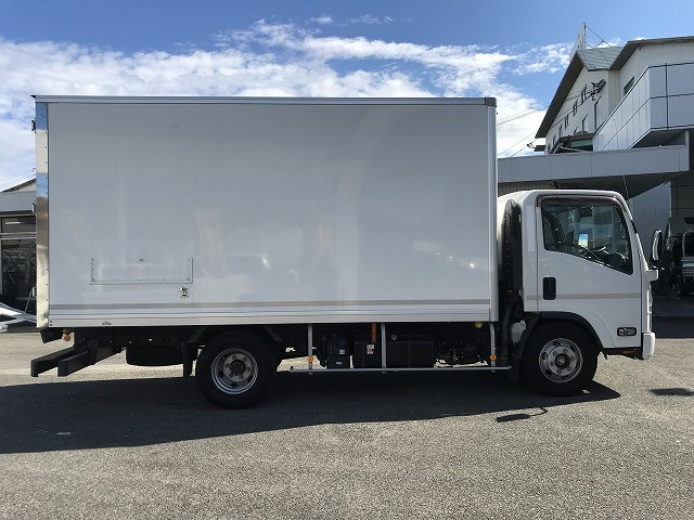 いすゞ エルフ 小型 バン 2RG-NPR88YN(103025) 8枚目