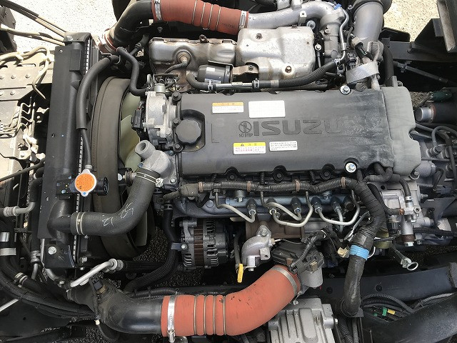 いすゞ エルフ 小型 バン 2RG-NPR88YN(103025) 28枚目