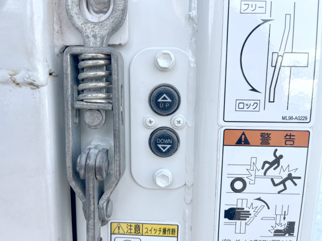 いすゞ エルフ 小型 平ボディ 2RG-NHS88A(103027) 15枚目