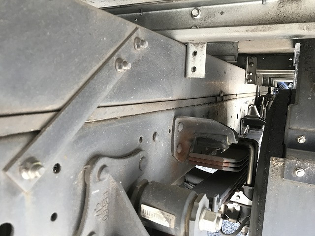 いすゞ エルフ 小型 バン 2RG-NPR88YN(103025) 42枚目