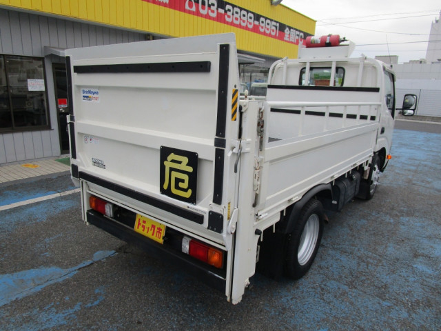 Toyota dyna Small Flat body TPG-XZU605(103028) 3枚目