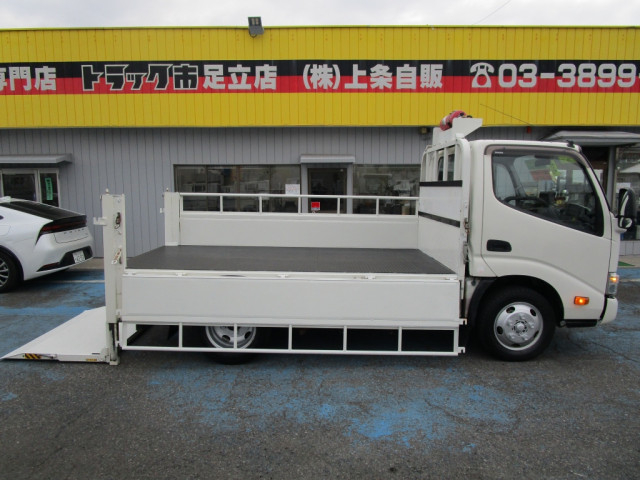Toyota dyna Small Flat body TPG-XZU605(103028) 9枚目