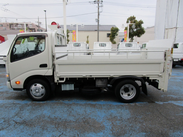 Toyota dyna Small Flat body TPG-XZU605(103028) 11枚目