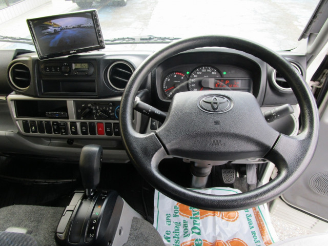 Toyota dyna Small Flat body TPG-XZU605(103028) 31枚目