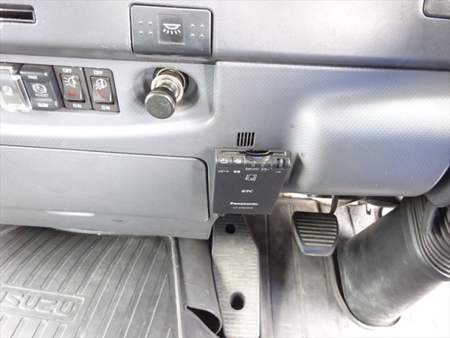 Isuzu forward Middle Wing body 2RG-FRR90T2(103029) 31枚目