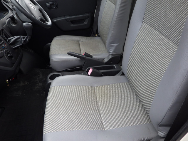 トヨタ タウンエース 小型 平ボディ DBF-S402U(103030) 8枚目