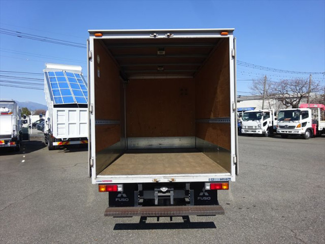 三菱ふそう キャンター 小型 バン TKG-FBA20(103033) 11枚目