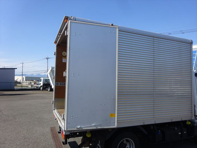 三菱ふそう キャンター 小型 バン TKG-FBA20(103033) 12枚目