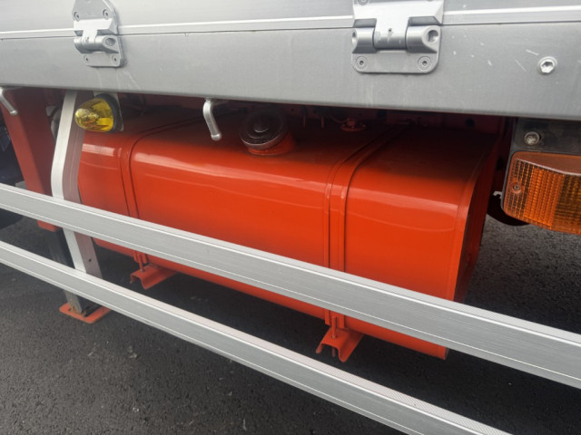 日野 レンジャー 増トン 平ボディ（クレーン付） ADG-GK8JNWA(103034) 30枚目