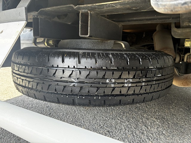 Isuzu elf Small Flat body KR-NHR69(103035) 27枚目