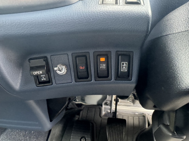 日野 レンジャー 増トン 平ボディ（クレーン付） ADG-GK8JNWA(103034) 39枚目