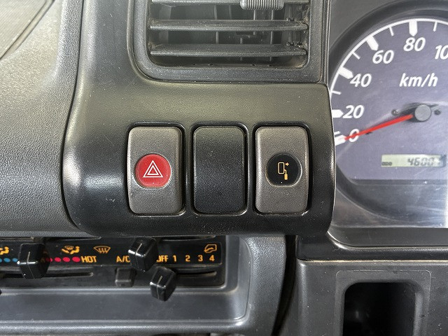 Isuzu elf Small Flat body KR-NHR69(103035) 40枚目