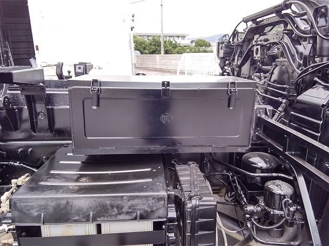 UDトラックス（日産） クオン 大型 土砂ダンプ ADG-CW4XL(11688) 68枚目