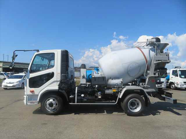 三菱ふそう ファイター 中型 ミキサー車 2KG-FK72F(103041) 9枚目