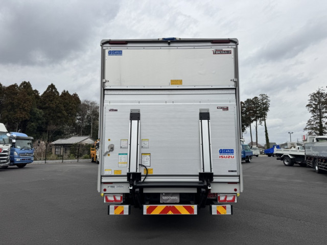 Isuzu forward Middle Wing body 2RG-FRR90T4(103042) 8枚目