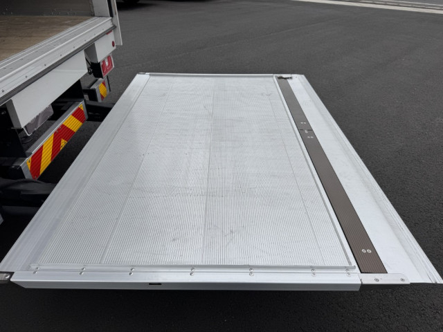 Isuzu forward Middle Wing body 2RG-FRR90T4(103042) 10枚目