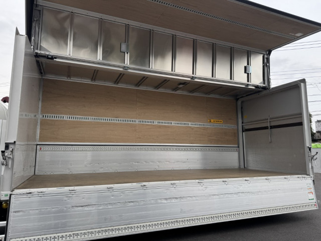 Isuzu forward Middle Wing body 2RG-FRR90T4(103042) 18枚目