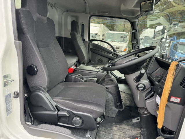 Isuzu forward Middle Wing body 2RG-FRR90T4(103042) 29枚目