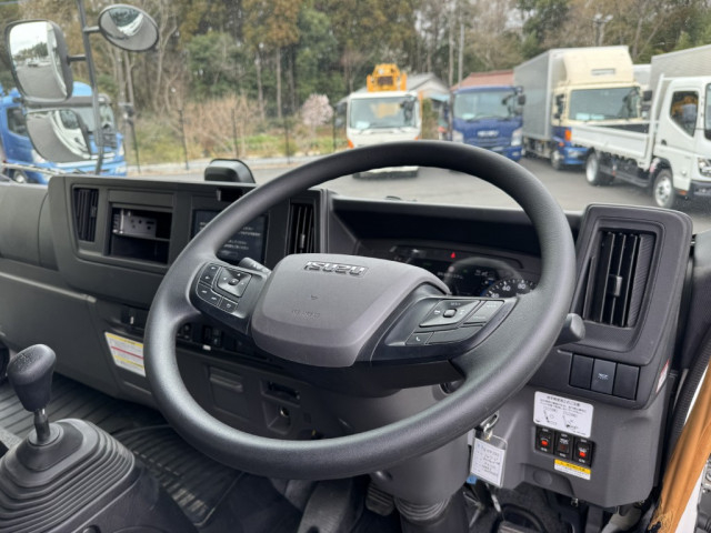 Isuzu forward Middle Wing body 2RG-FRR90T4(103042) 31枚目