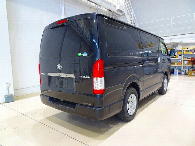 トヨタ ハイエース 小型 バン QDF-GDH206V(103044) 3枚目