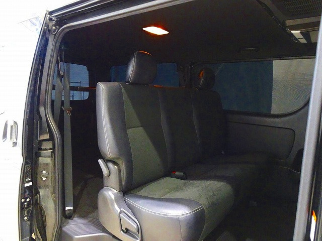 トヨタ ハイエース 小型 バン QDF-GDH206V(103044) 27枚目