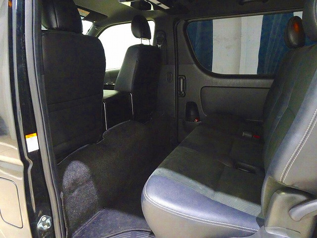 トヨタ ハイエース 小型 バン QDF-GDH206V(103044) 28枚目
