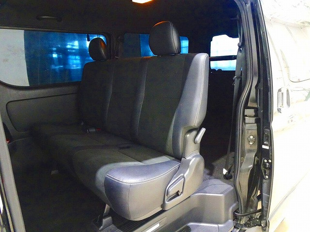 トヨタ ハイエース 小型 バン QDF-GDH206V(103044) 30枚目