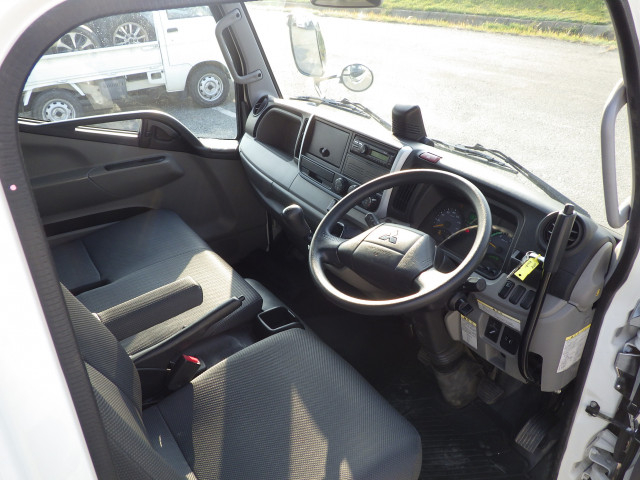 三菱ふそう キャンター 小型 土砂ダンプ 2RG-FBA60(103047) 6枚目