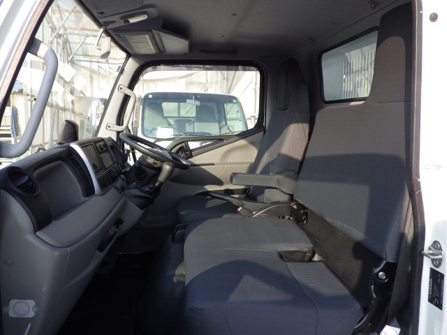 三菱ふそう キャンター 小型 土砂ダンプ 2RG-FBA60(103047) 8枚目