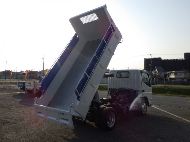 三菱ふそう キャンター 小型 土砂ダンプ 2RG-FBA60(103047) 26枚目