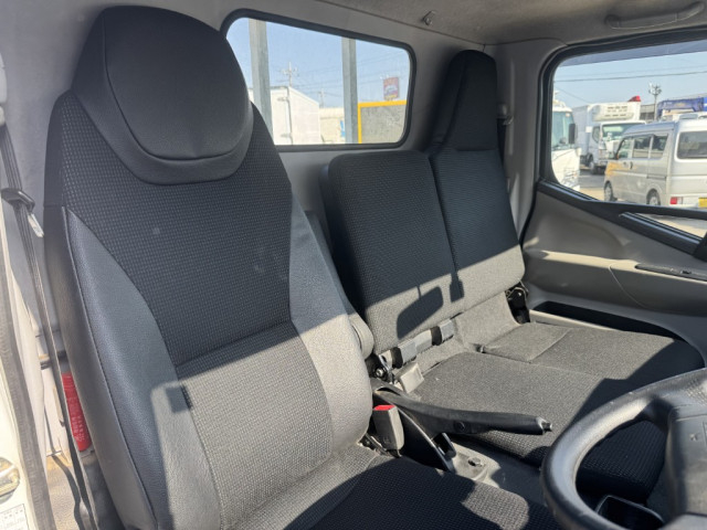 Mitsubishi Fuso canter Small Flat body 2TG-FBA00(103049) 21枚目