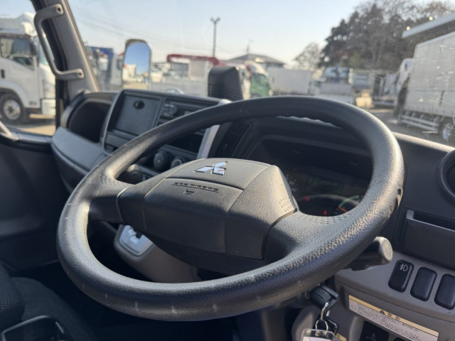 Mitsubishi Fuso canter Small Flat body 2TG-FBA00(103049) 23枚目